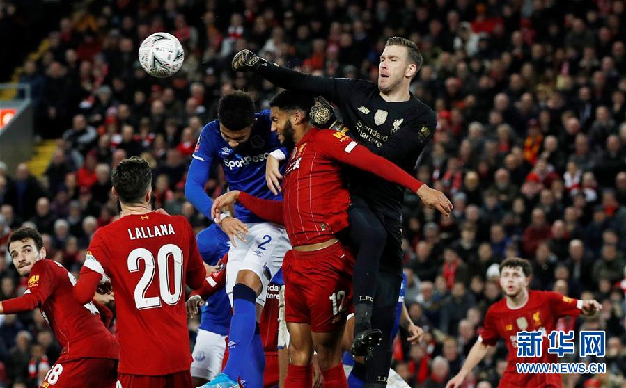 半场战报：柏太阳神0-3广岛三箭，热尔曼-良破门，东俊希建功