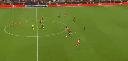 皇马一战3红6黄！金哨详解争议判罚：2红没问题，输球别怪裁判